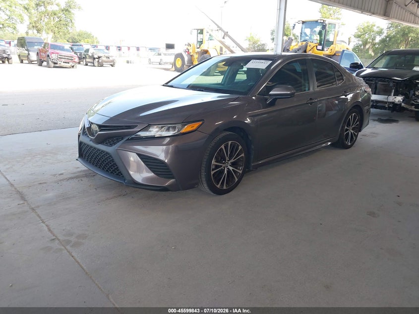 2018 Toyota Camry Se 4T1B11HK6JU658025 photo 1