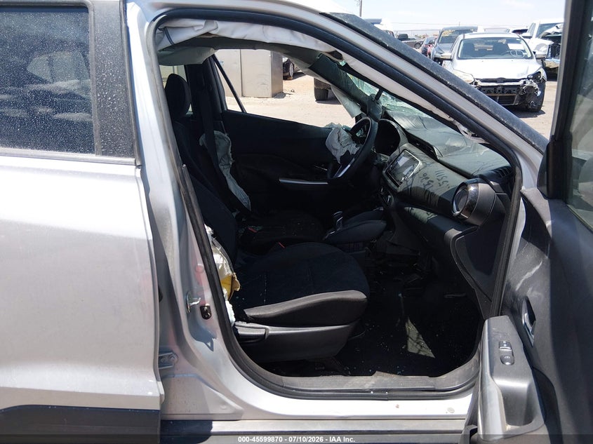2019 NISSAN KICKS auction photo 5