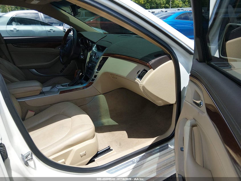 2010 CADILLAC CTS auction photo 5
