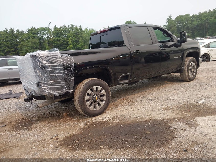 2026 CHEVROLET SILVERADO 2500 HD auction photo 4