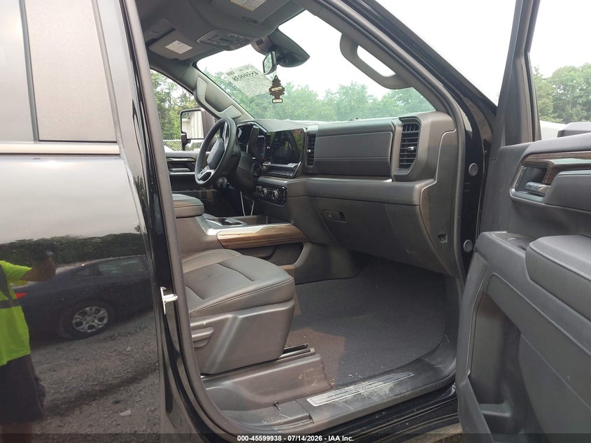 2026 CHEVROLET SILVERADO 2500 HD auction photo 5