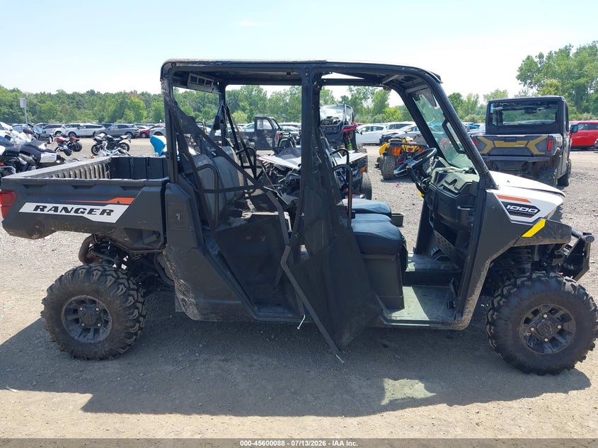 2024 Polaris Ranger Crew 1000 Premium VIN: 4XAT6E998R8448745 Lot: 45600088