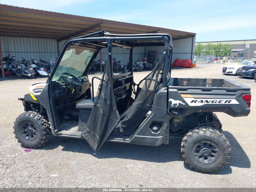 2024 Polaris Ranger Crew 1000 Premium VIN: 4XAT6E998R8448745 Lot: 45600088