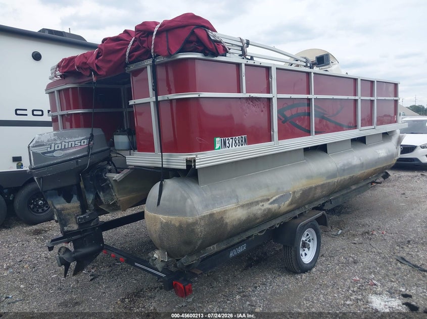 1999 CRESTLINER PONTOON auction photo 4