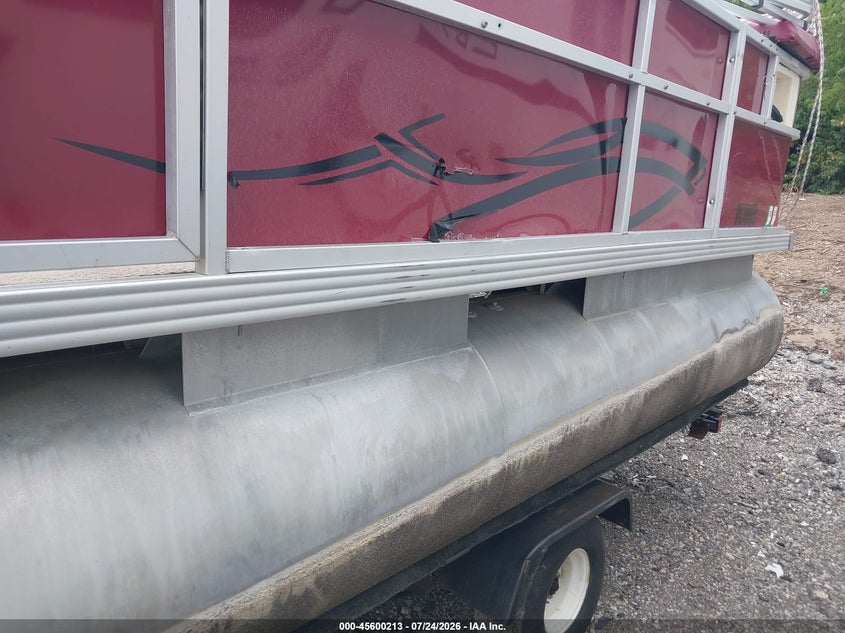 1999 CRESTLINER PONTOON auction photo 6
