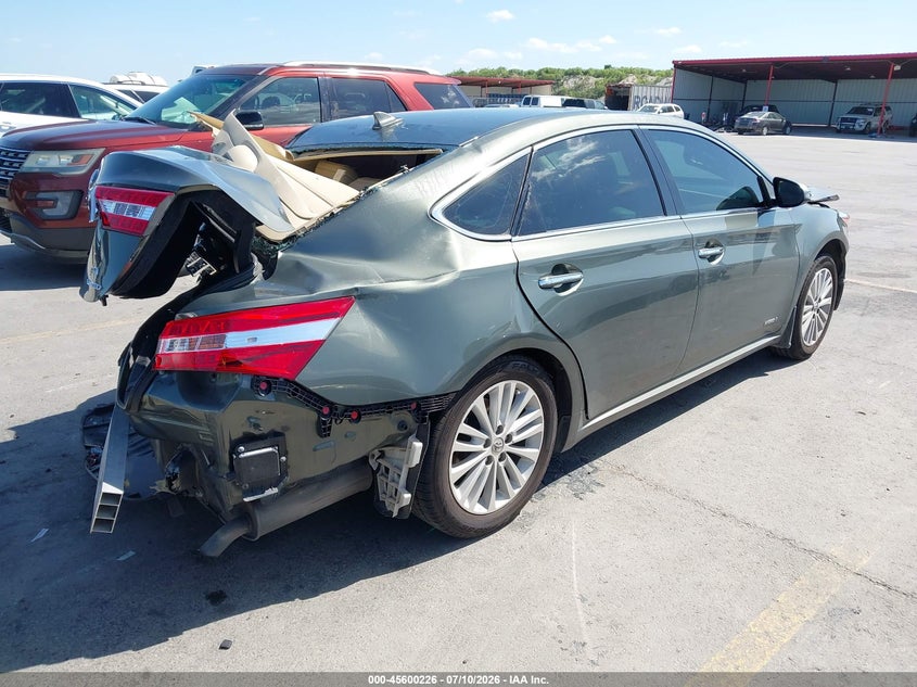 2013 TOYOTA AVALON HYBRID LIMITED · Фото 4