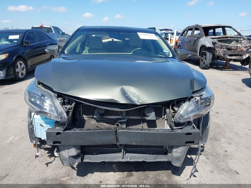 2013 TOYOTA AVALON HYBRID LIMITED · Фото 6