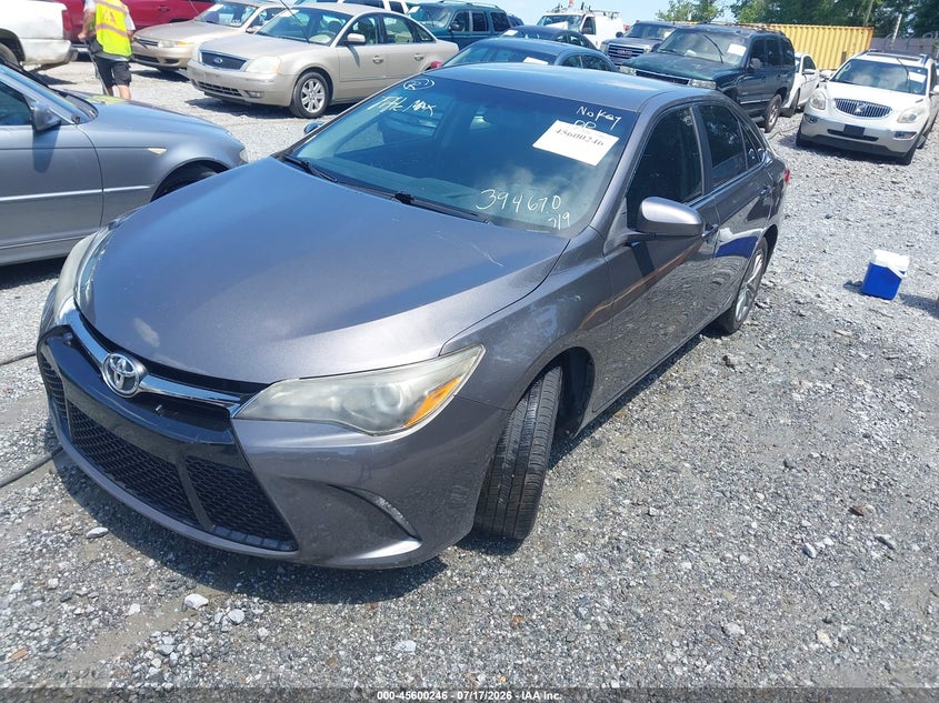 2017 TOYOTA CAMRY auction photo 2
