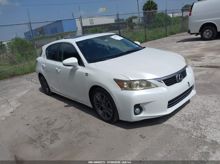 2013 LEXUS CT 200H