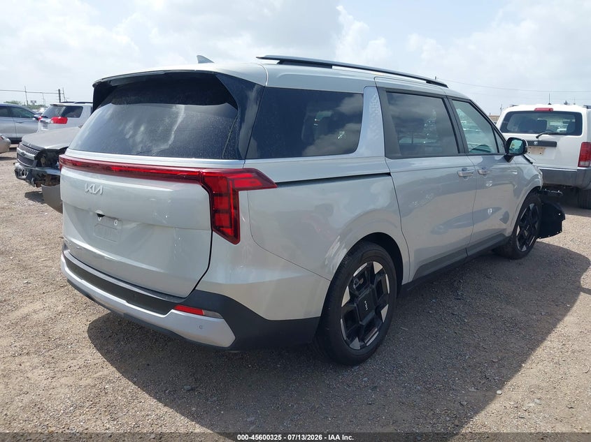 2026 KIA CARNIVAL MPV auction photo 4