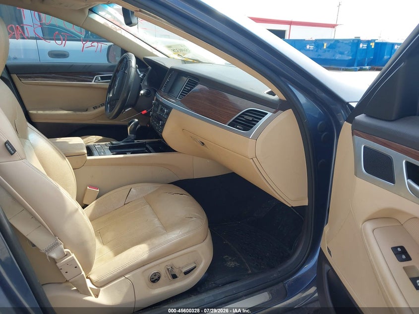 2016 HYUNDAI GENESIS auction photo 5