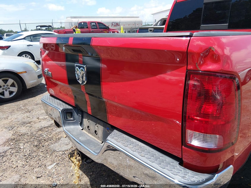 2014 RAM 1500 auction photo 6