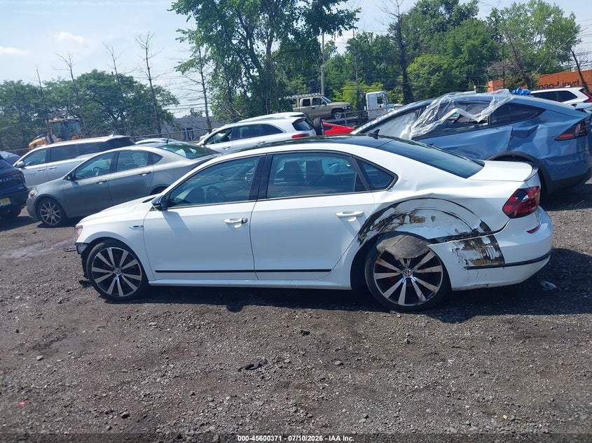 2018 Volkswagen Passat 3.6L V6 Gt VIN: 1VWJM7A38JC052368 Lot: 45600371