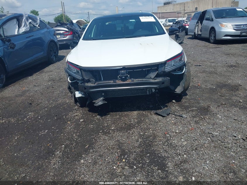 2018 Volkswagen Passat 3.6L V6 Gt VIN: 1VWJM7A38JC052368 Lot: 45600371