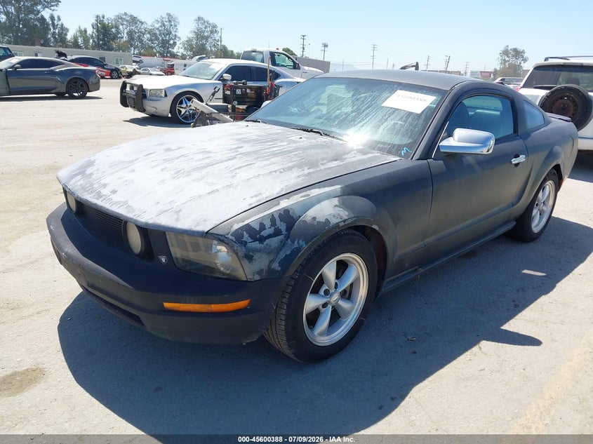 2007 FORD MUSTANG auction photo 2