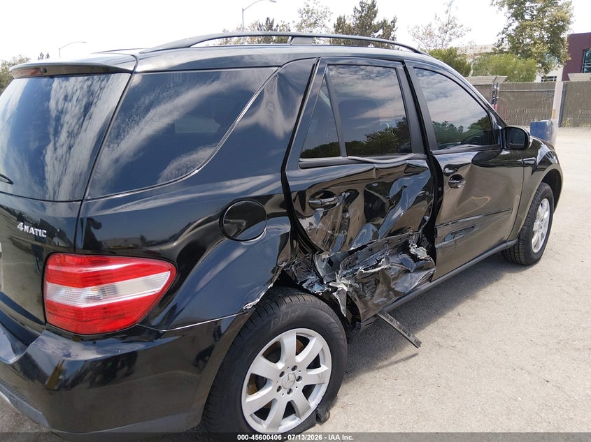 2007 Mercedes-Benz Ml 350 4Matic VIN: 4JGBB86EX7A202705 Lot: 45600406
