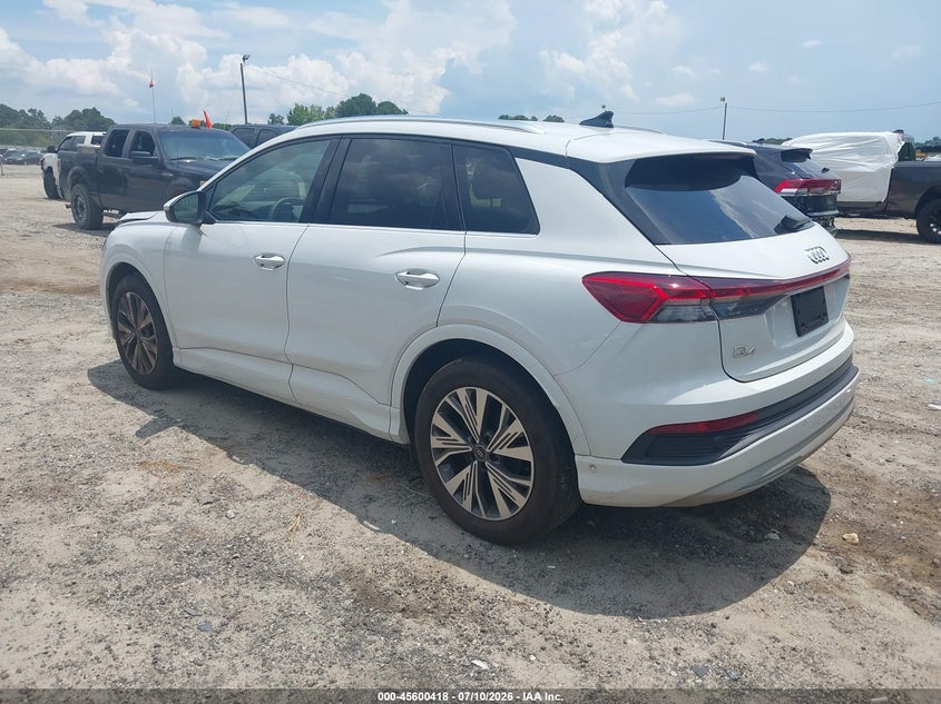 Vin: wa1bcbfzxpp023802, lot: 46098841, audi q4 e-tron premium plus 40 rwd 20233