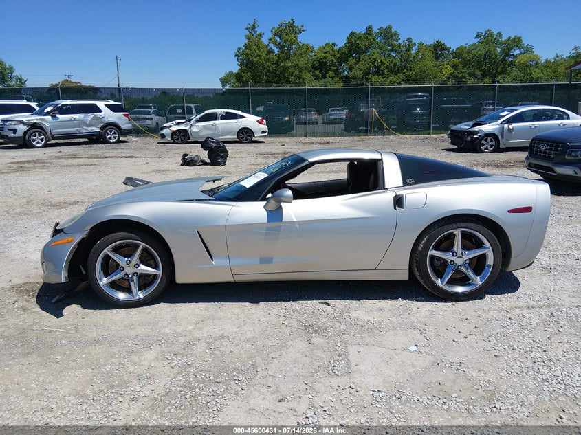 2005 Chevrolet Corvette VIN: 1G1YY22UX55126943 Lot: 45600431