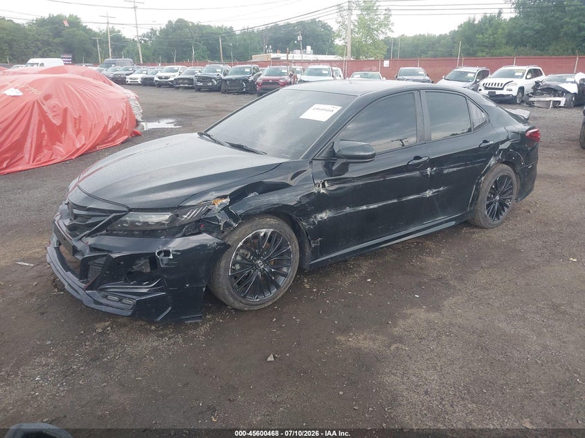 2019 TOYOTA CAMRY auction photo 2