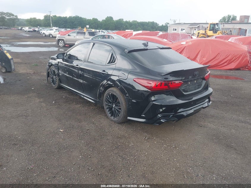 2019 TOYOTA CAMRY auction photo 3