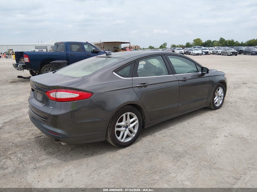2016 FORD FUSION auction photo 4
