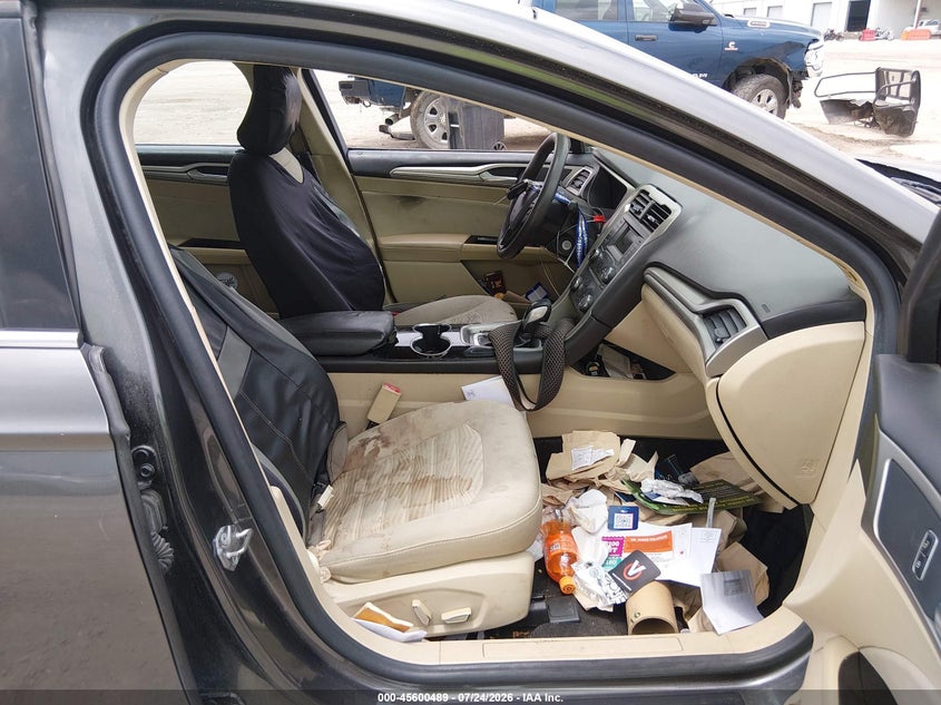 2016 FORD FUSION auction photo 5
