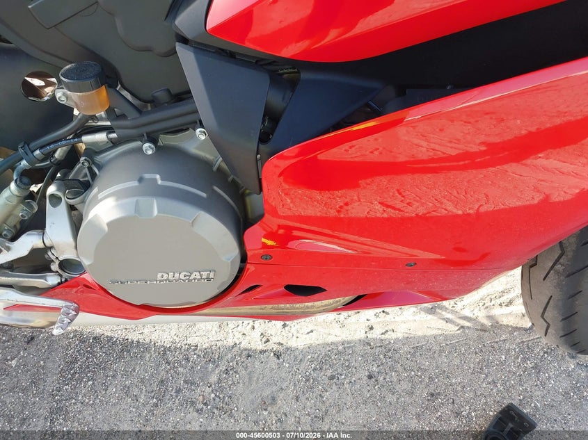 2014 Ducati Superbike 899 Panigale VIN: ZDM14BUW3EB022951 Lot: 45600503