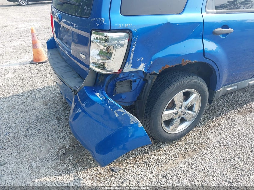 2012 FORD ESCAPE auction photo 6