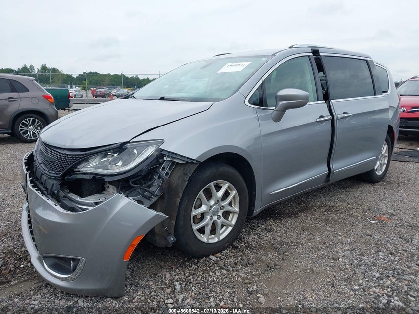 Vin: 2c4rc1bg8lr276404, lot: 46098965, chrysler pacifica touring l 20202