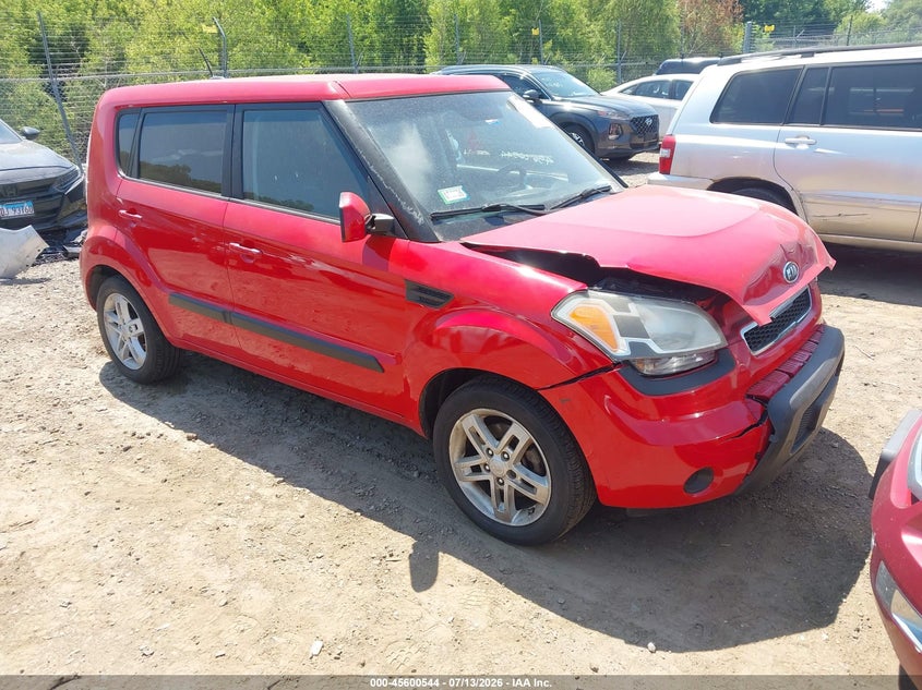 Vin: kndjt2a26b7288298, lot: 46098967, kia soul + 2011 img_1
