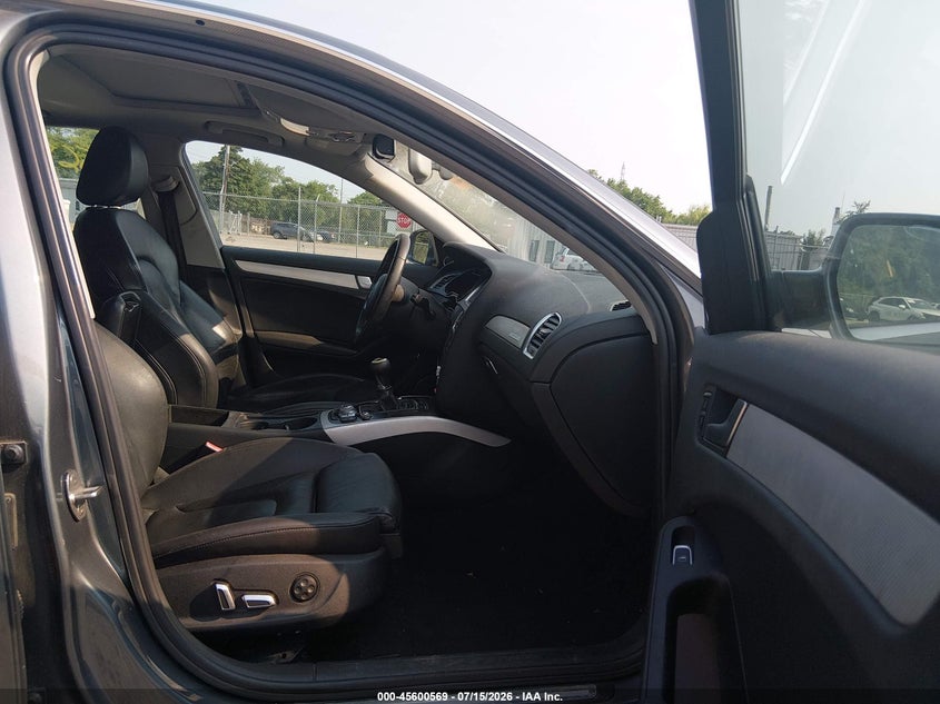 2013 AUDI A4 auction photo 5