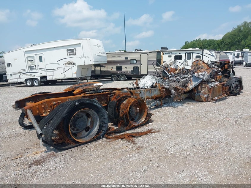 2020 FREIGHTLINER NEW CASCADIA 126 auction photo 4