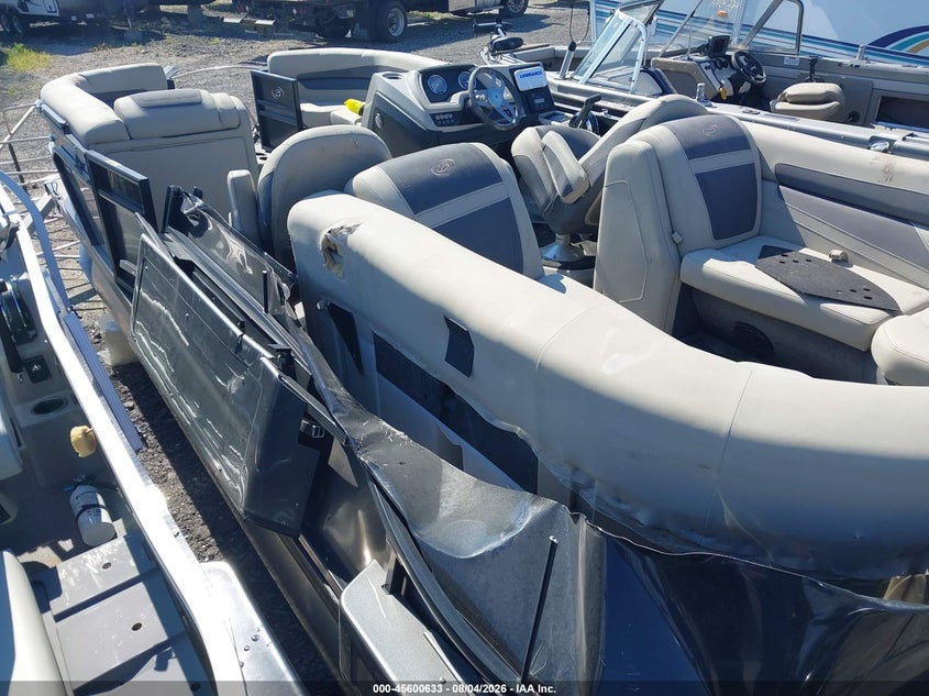 2023 BARLETTA PONTOON auction photo 6
