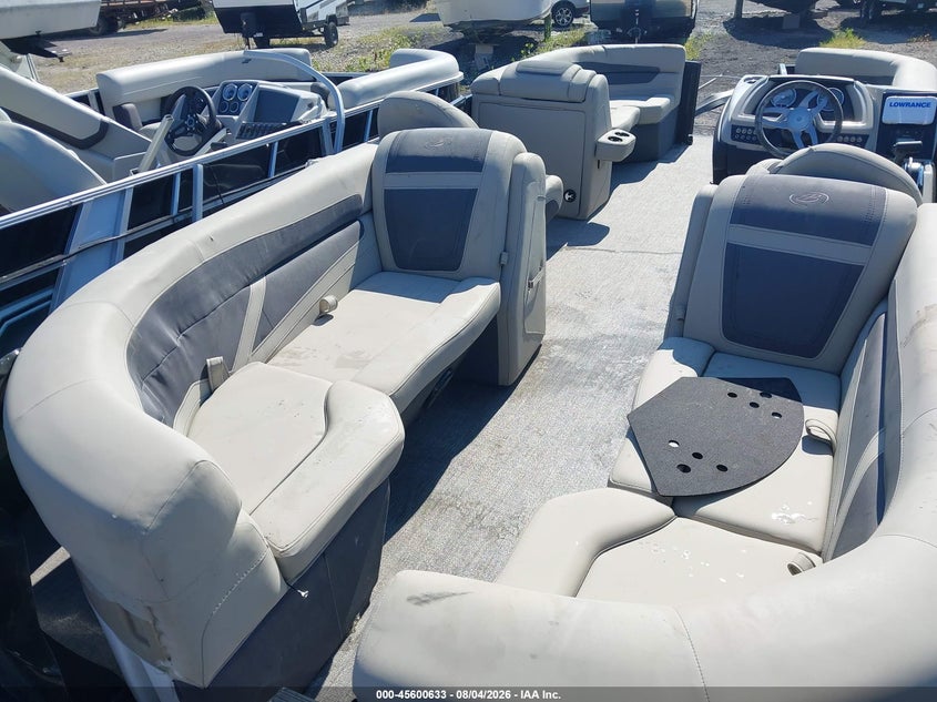 2023 BARLETTA PONTOON auction photo 8