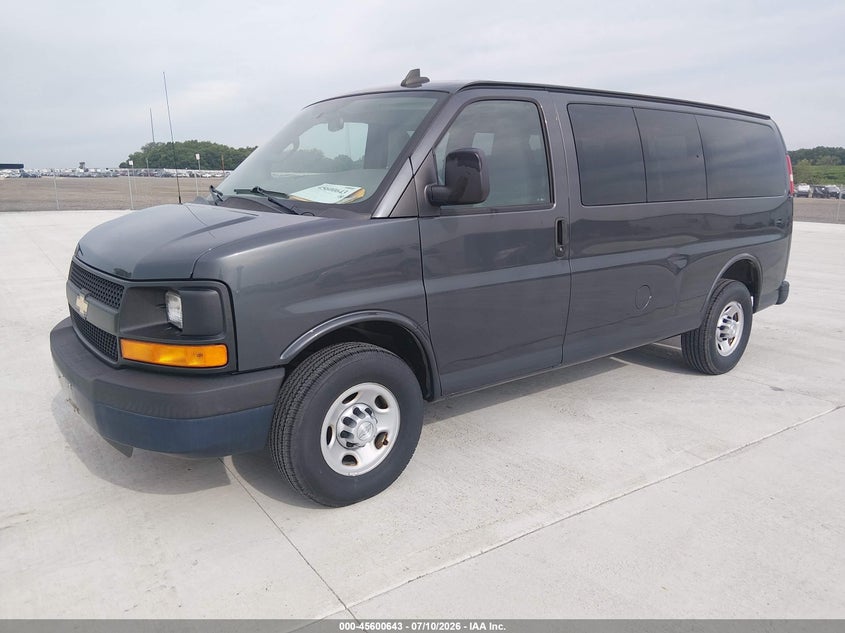 Фото 2 - CHEVROLET EXPRESS 2500