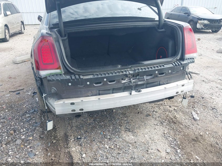 2016 Chrysler 300 300S VIN: 2C3CCABG5GH165685 Lot: 45600671