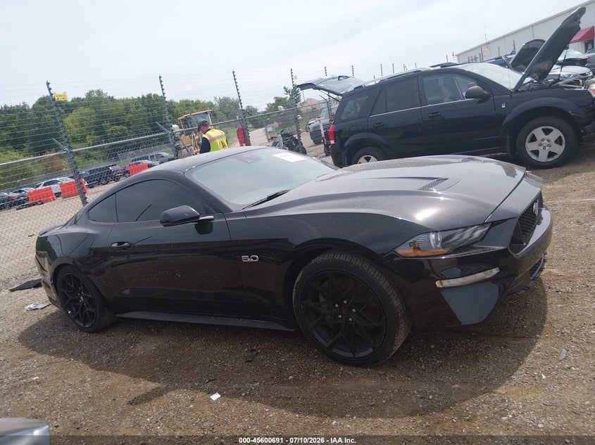 FORD MUSTANG - zdjęcie 13