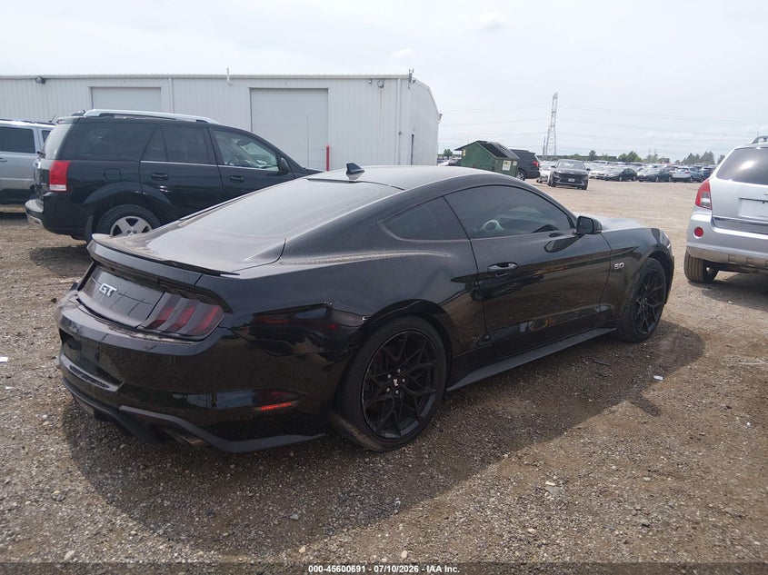 FORD MUSTANG - zdjęcie 4