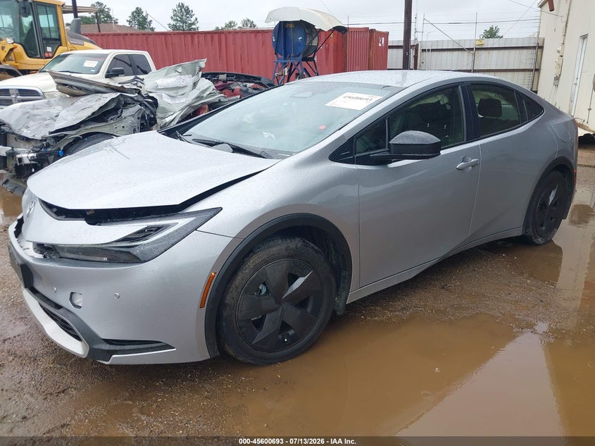 TOYOTA PRIUS PLUG-IN HYBRID - zdjęcie 2