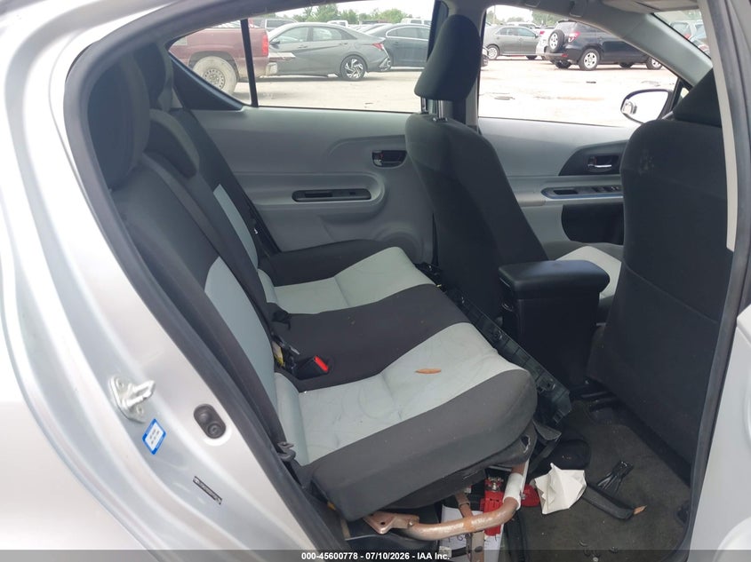 2013 Toyota Prius C Two VIN: JTDKDTB32D1531786 Lot: 45600778