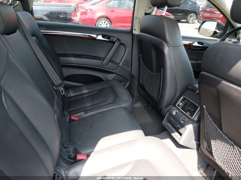 AUDI Q7 2010 VIN WA1LMAFE9AD003610