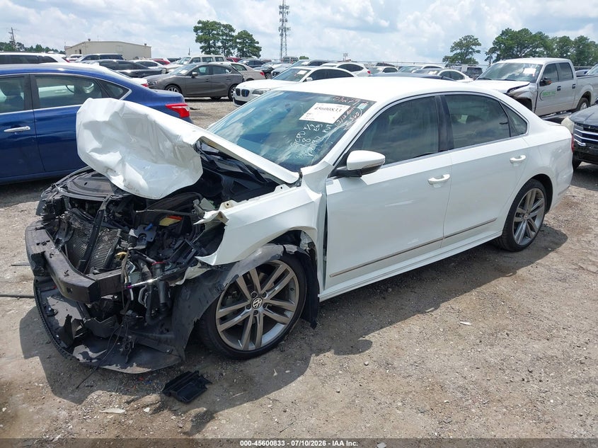 2016 Volkswagen Passat, Удар спереду, IAAI, VIN 1VWAT7A33GC032797 — фото 2
