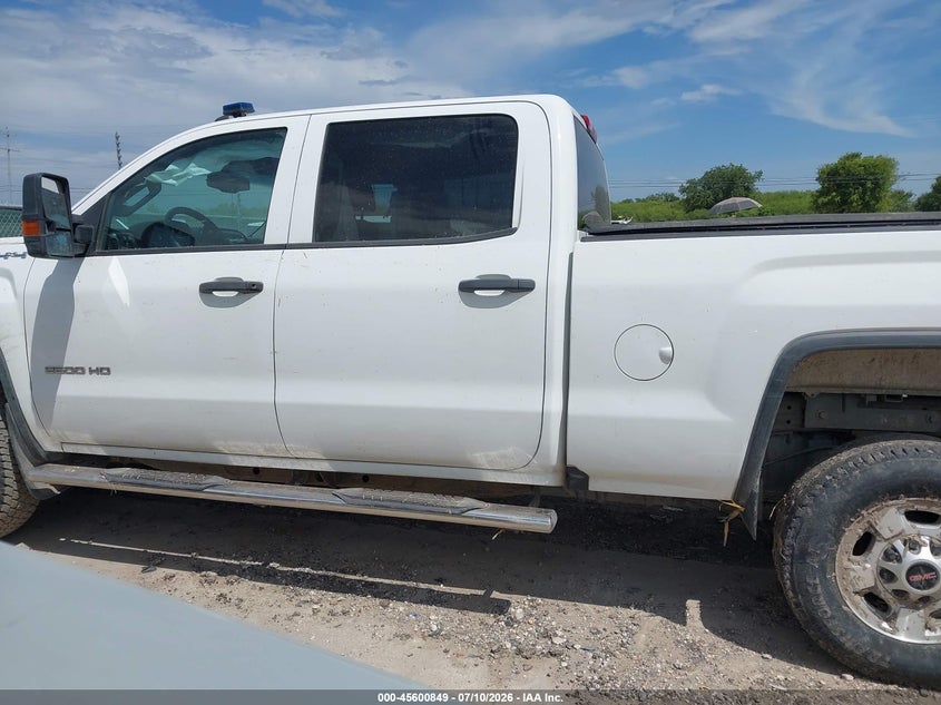 GMC SIERRA 2500HD - zdjęcie 14