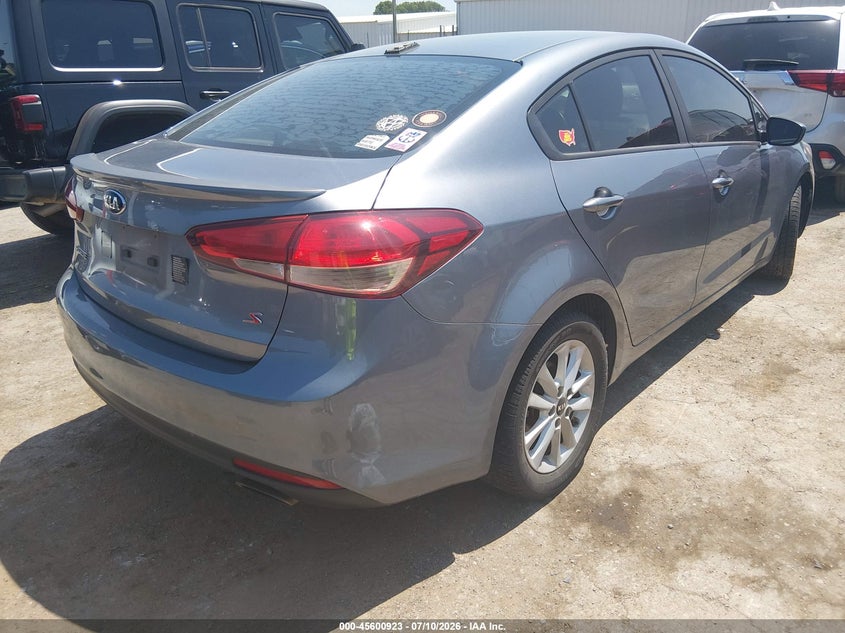 2017 KIA FORTE auction photo 4
