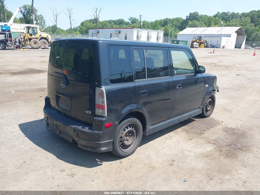 2004 SCION XB auction photo 4