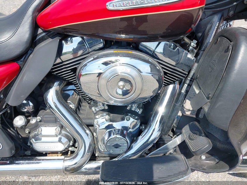 2011 Harley-Davidson Flhtk VIN: 1HD1KEM12BB634818 Lot: 45600939