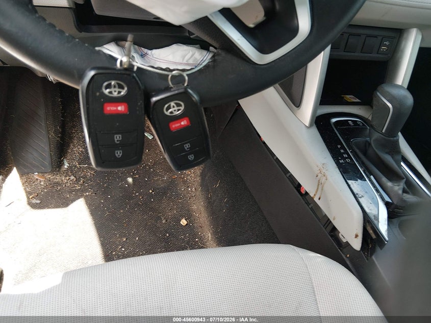 2022 Toyota Corolla Cross Le VIN: 7MUCAAAG9NV029387 Lot: 45600943