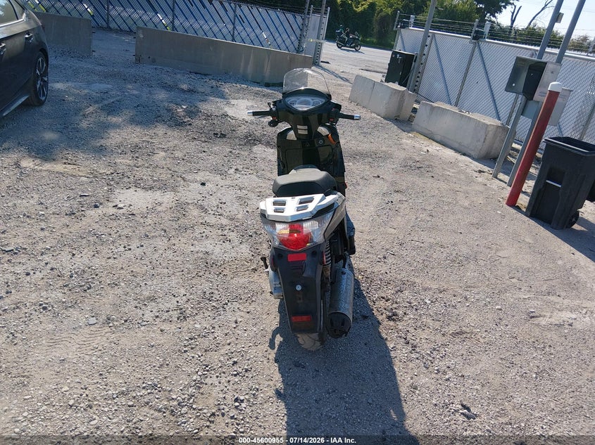 2009 KYMCO USA INC PEOPLE auction photo 6