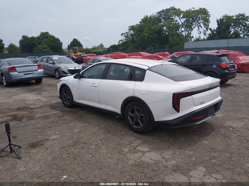Vin: 3kpft4de8se029920, lot: 46099410, kia k4 lxs 20253