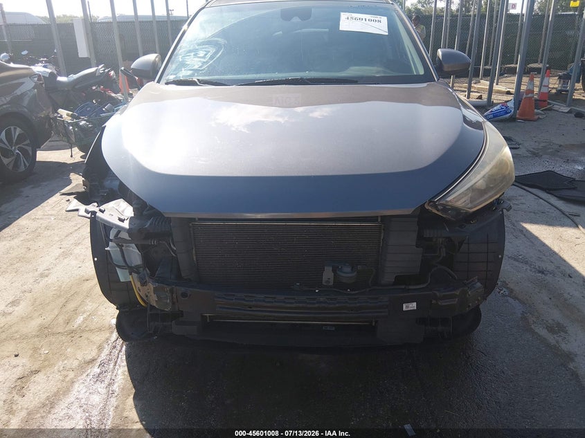 2020 HYUNDAI TUCSON auction photo 6